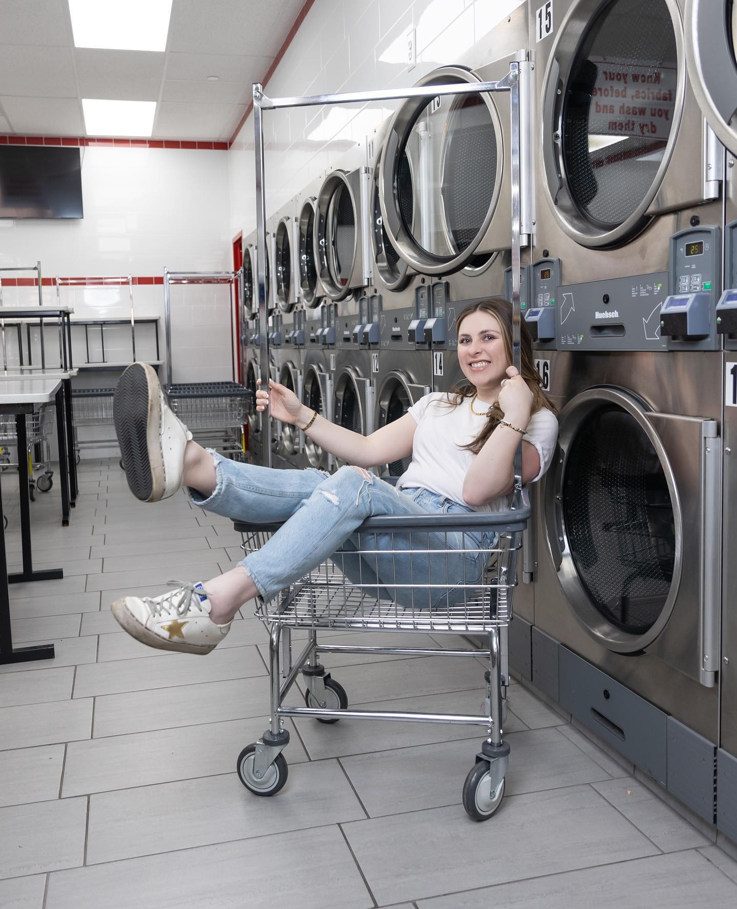 Lav Express Laundromat New York Ridgewood 2