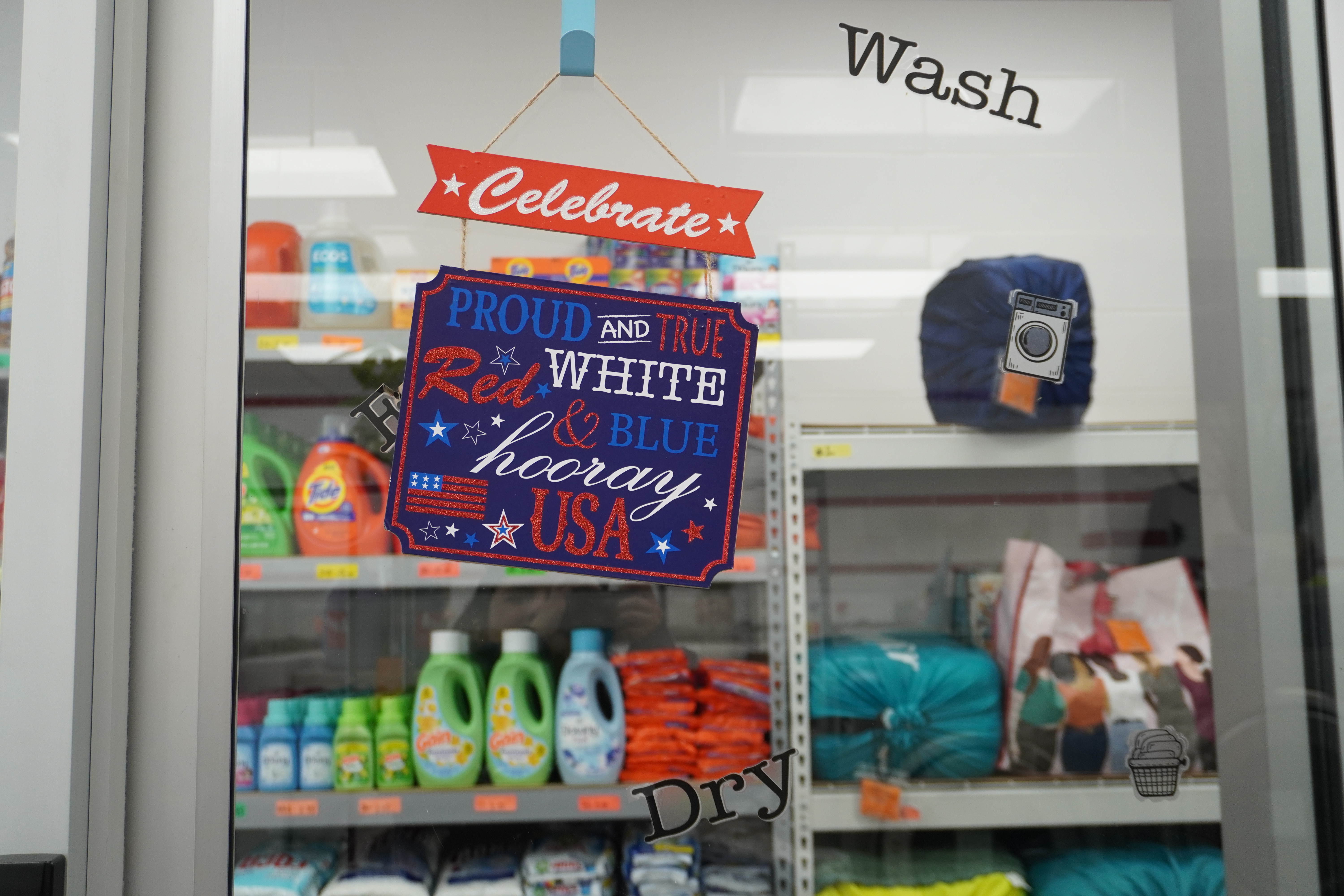 Lav Express Laundry Services New York Laundromat (15)